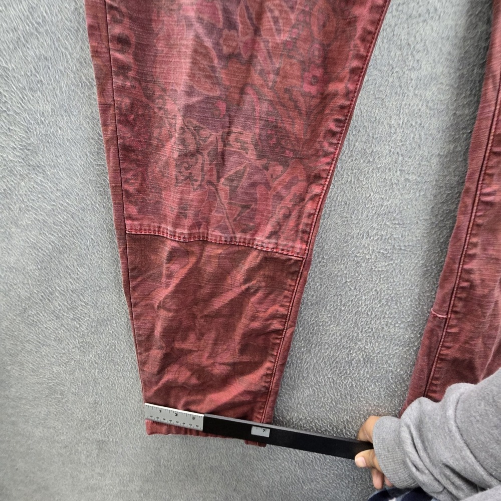 Pilcro Anthropologie Women Pants M Red Floral Trailblazer Jogger Distressed 27" - Picture 14 of 16